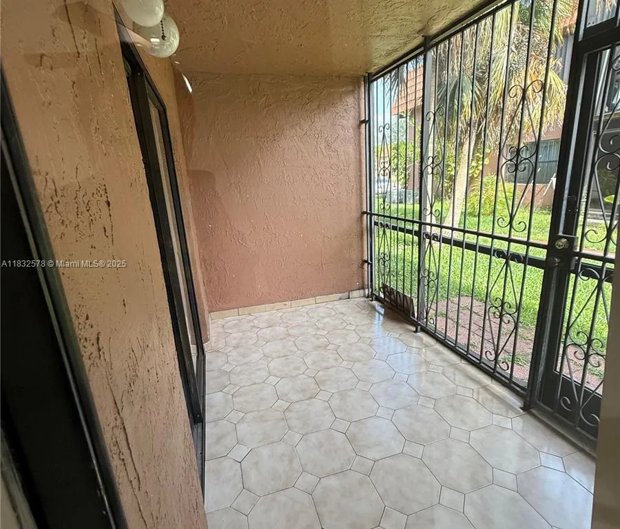 6515 W 27th Ct # 12, Hialeah FL 33016
