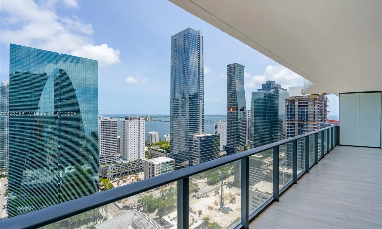 1300 S Miami Ave # 2902, Miami FL 33130