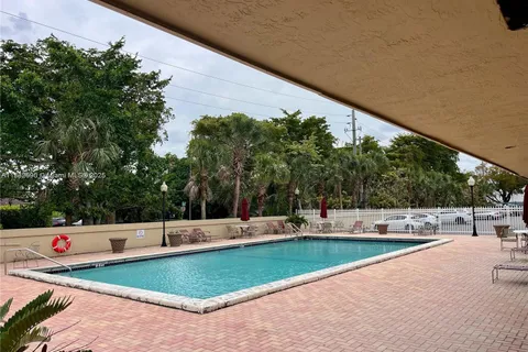 1805 Sans Souci Blvd # 202, North Miami FL 33181