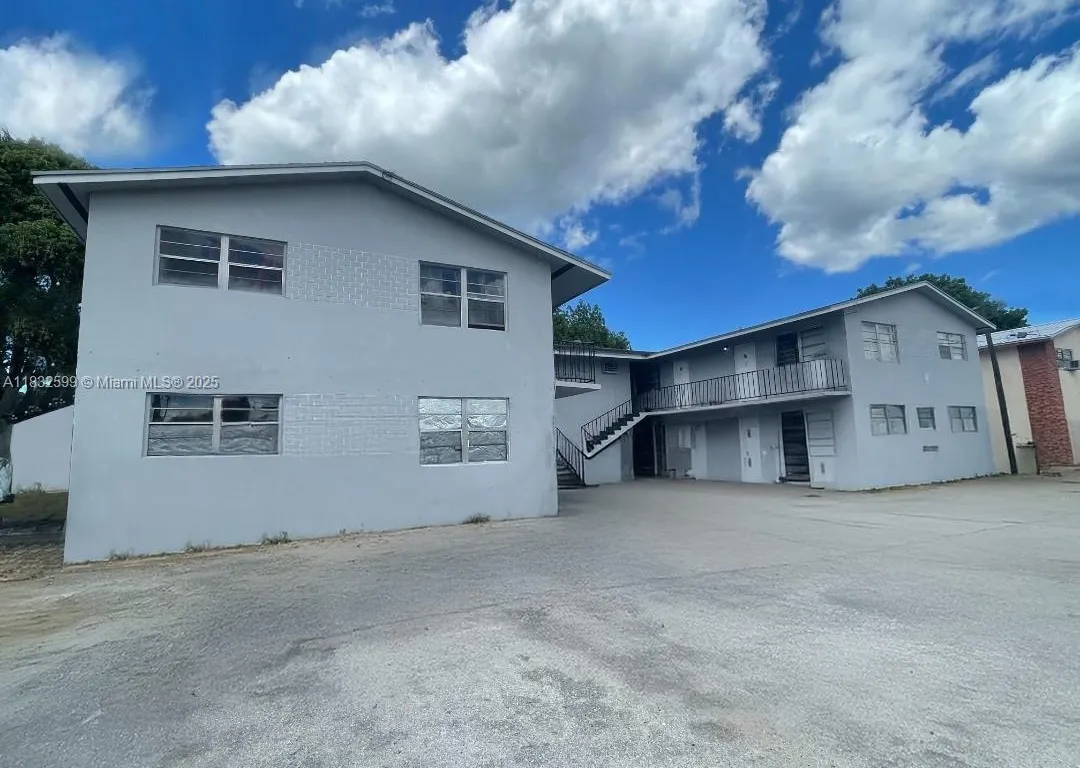 332 SW 3rd St # 4, Belle Glade FL 33430