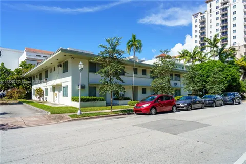 260 Navarre Ave # 2, Coral Gables FL 33134