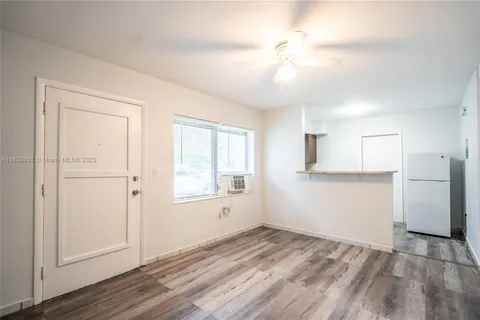 260 Navarre Ave # 2, Coral Gables FL 33134