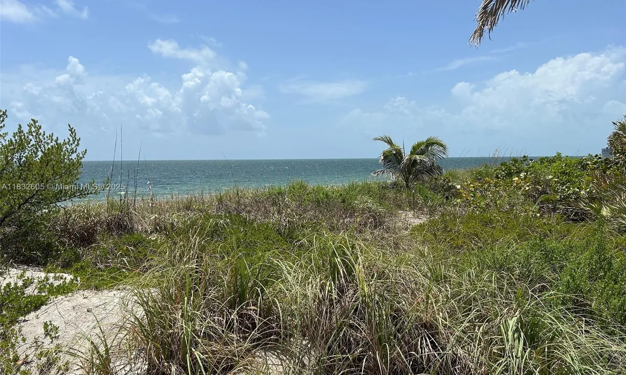 609 Ocean Dr # 3G, Key Biscayne FL 33149