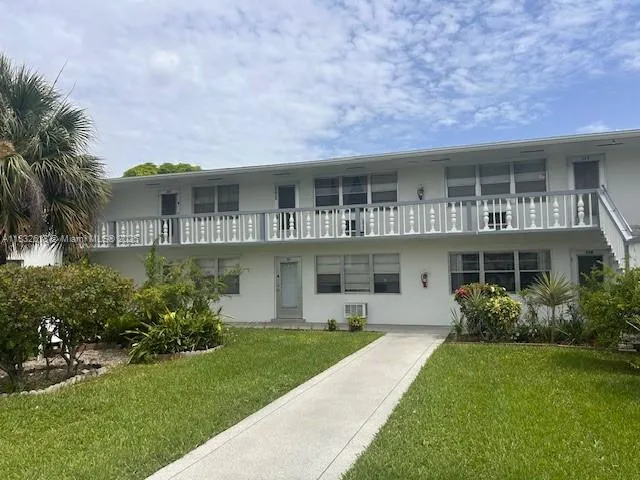 367 Sheffield O # O, West Palm Beach FL 33417
