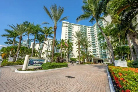 3801 S Ocean Dr # 8X, Hollywood FL 33019