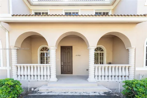 27961 SW 140th Ave, Homestead FL 33032