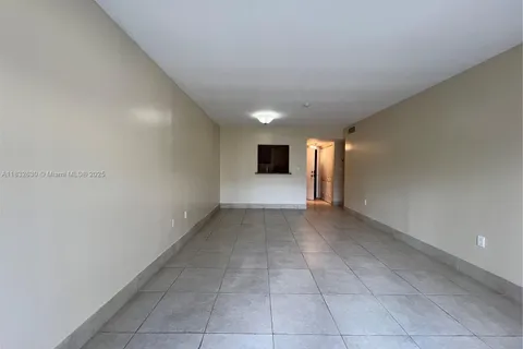 3700 NW 21st St # 304, Lauderdale Lakes FL 33311