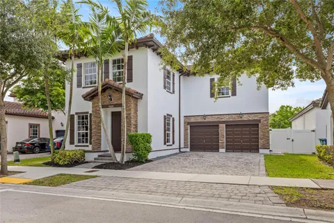 9037 SW 170th Pl, Miami FL 33196