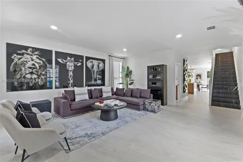 9037 SW 170th Pl, Miami FL 33196