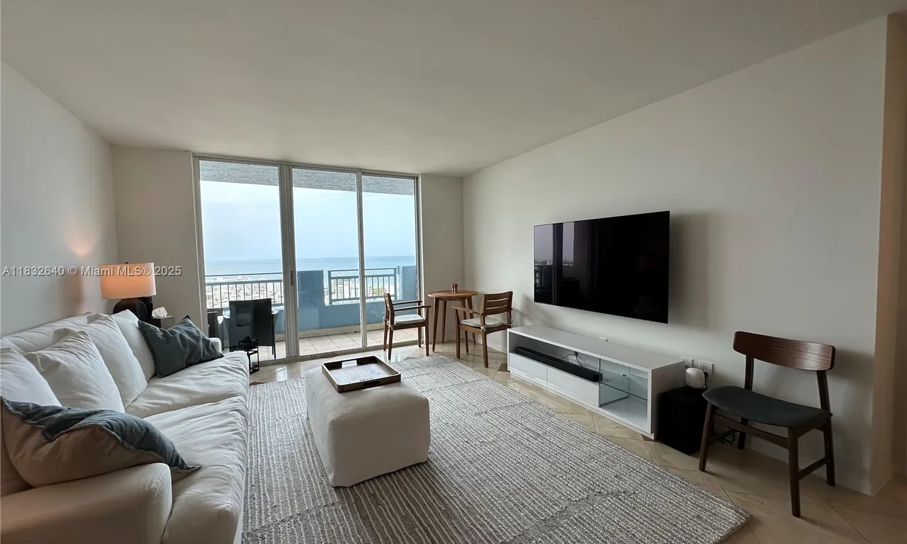 90 Alton Rd # 2809, Miami Beach FL 33139