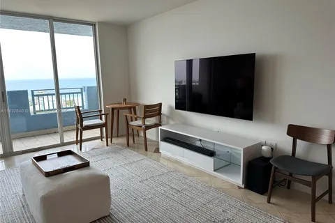 90 Alton Rd # 2809, Miami Beach FL 33139