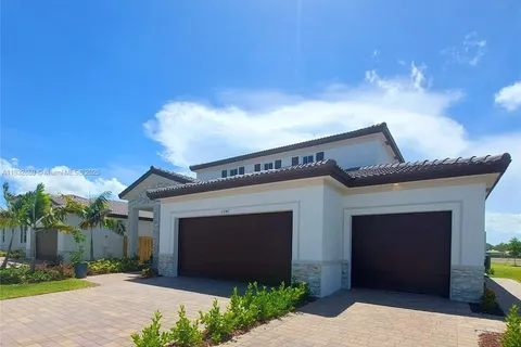 2942 SE 23rd Ave # 0, Homestead FL 33035