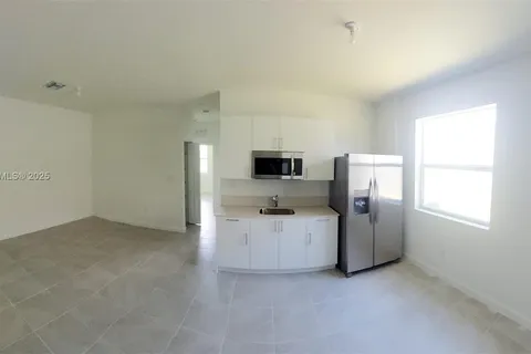 2942 SE 23rd Ave # 0, Homestead FL 33035