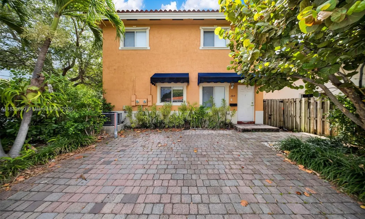 2814 SW 27th Street, Miami FL 33133