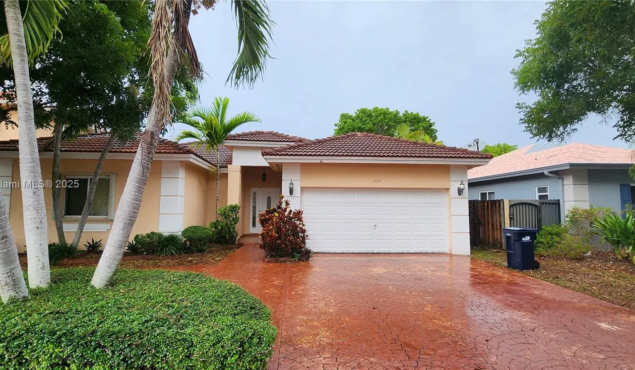 14935 SW 34th St, Miami FL 33185