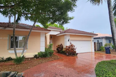14935 SW 34th St, Miami FL 33185