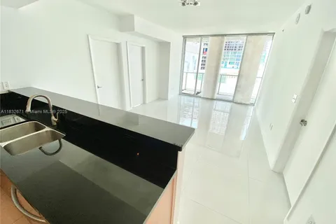 253 NE 2nd St # 1401, Miami FL 33132