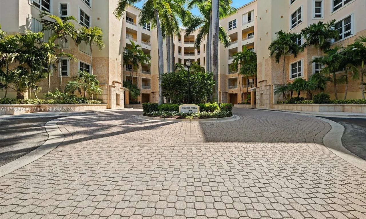 701 Crandon Blvd # 201, Key Biscayne FL 33149