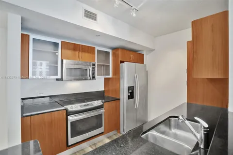 18800 NE 29 Ave # 621, Aventura FL 33180