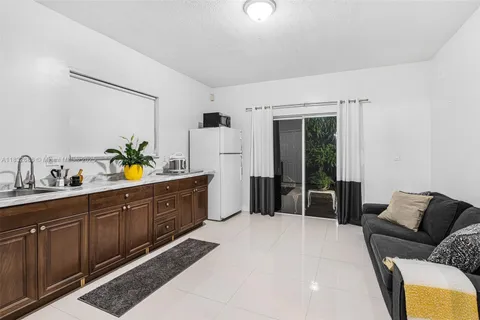 14156 SW 148th Ave # 2, Miami FL 33196