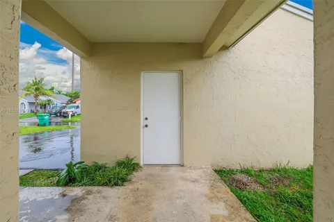 24920 SW 127th Ct, Homestead FL 33032