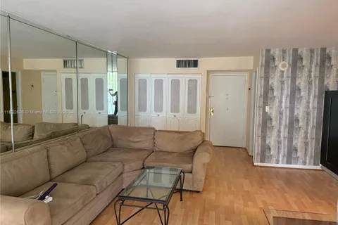 17021 N Bay Rd # 222, Sunny Isles Beach FL 33160