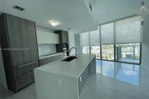 2900 NE 7th Ave # 3201, Miami FL 33137