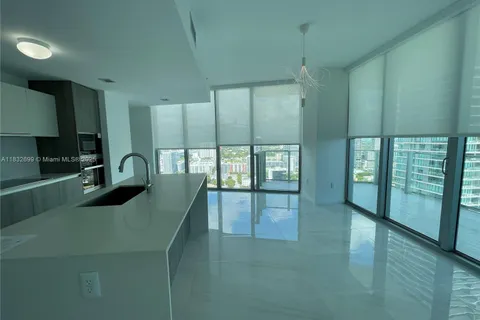 2900 NE 7th Ave # 3201, Miami FL 33137