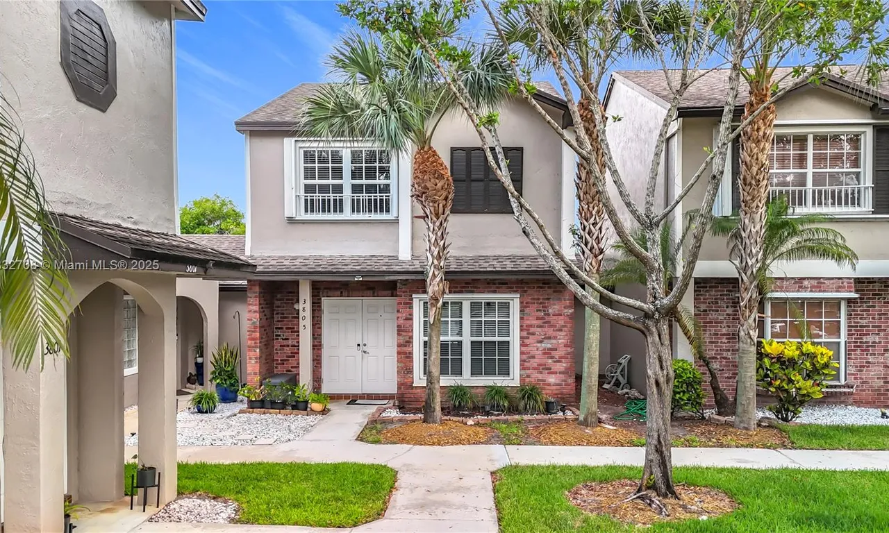 3805 NW 121st Ave, Sunrise FL 33323
