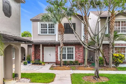 3805 NW 121st Ave, Sunrise FL 33323