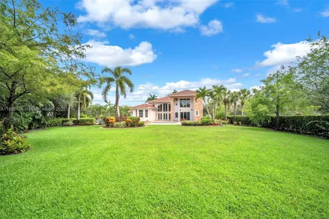 3200 LAKE RIDGE LANE, Weston FL 33332