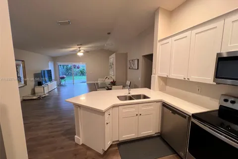 4280 Ironwood Ct, Weston FL 33331