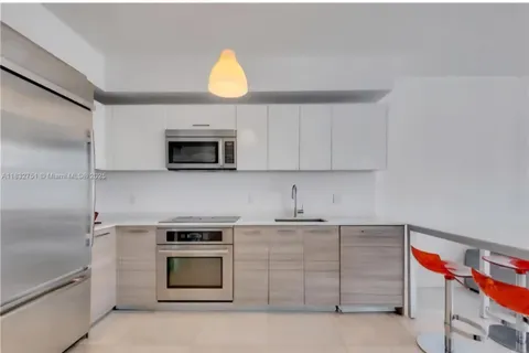 1300 Brickell Bay Dr # 602, Miami FL 33131