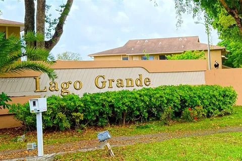 6605 W 26th Dr # 12, Hialeah FL 33016