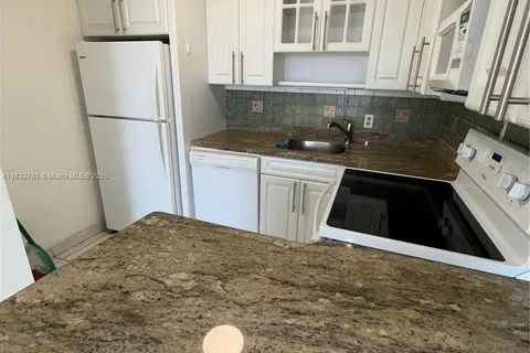 3551 SW 9th Ter # 206, Miami FL 33135