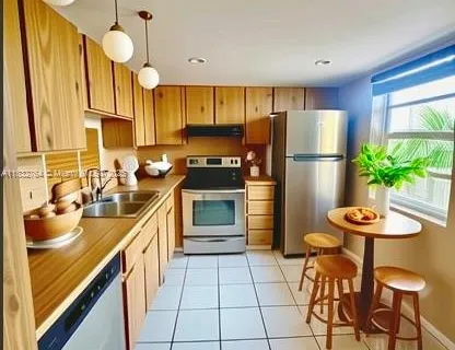 401 SE 3rd St # 405, Dania Beach FL 33004