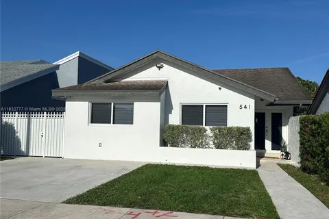 541 SW 89th Ct, Miami FL 33174