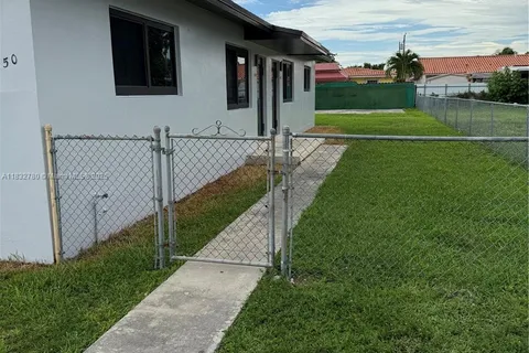 6750 SW 21st St, Miami FL 33155