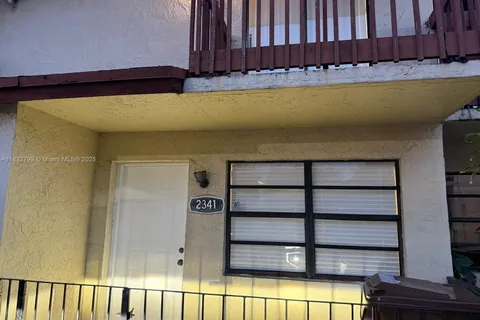 2341 W 66th Pl # 103, Hialeah FL 33016