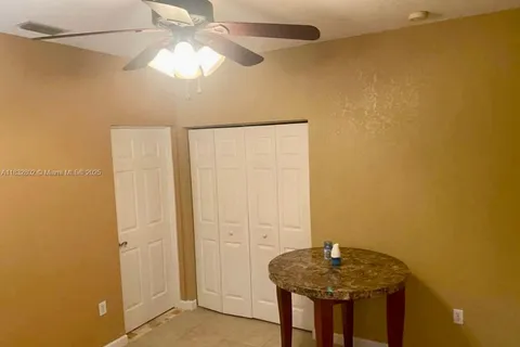 1561 SE 17th Ave # 0, Homestead FL 33035