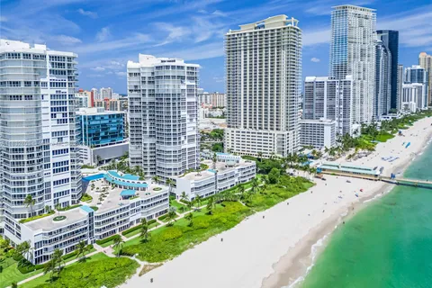 16485 Collins Ave # 1832, Sunny Isles Beach FL 33160
