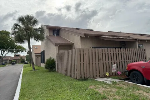 1965 SW 81st Way, Davie FL 33324