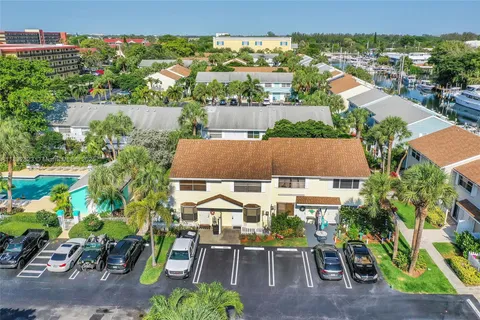 2699 NE 15th St, Pompano Beach FL 33062