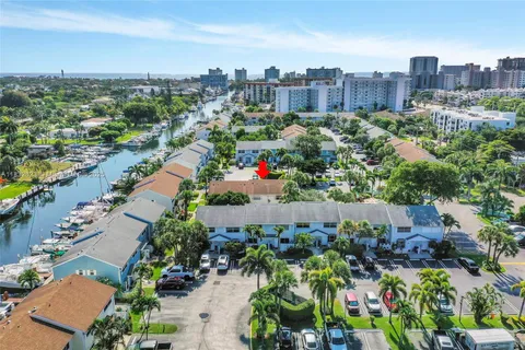 2699 NE 15th St, Pompano Beach FL 33062