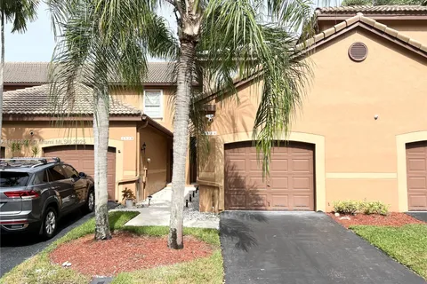 1524 Coronado Rd # 35, Weston FL 33327