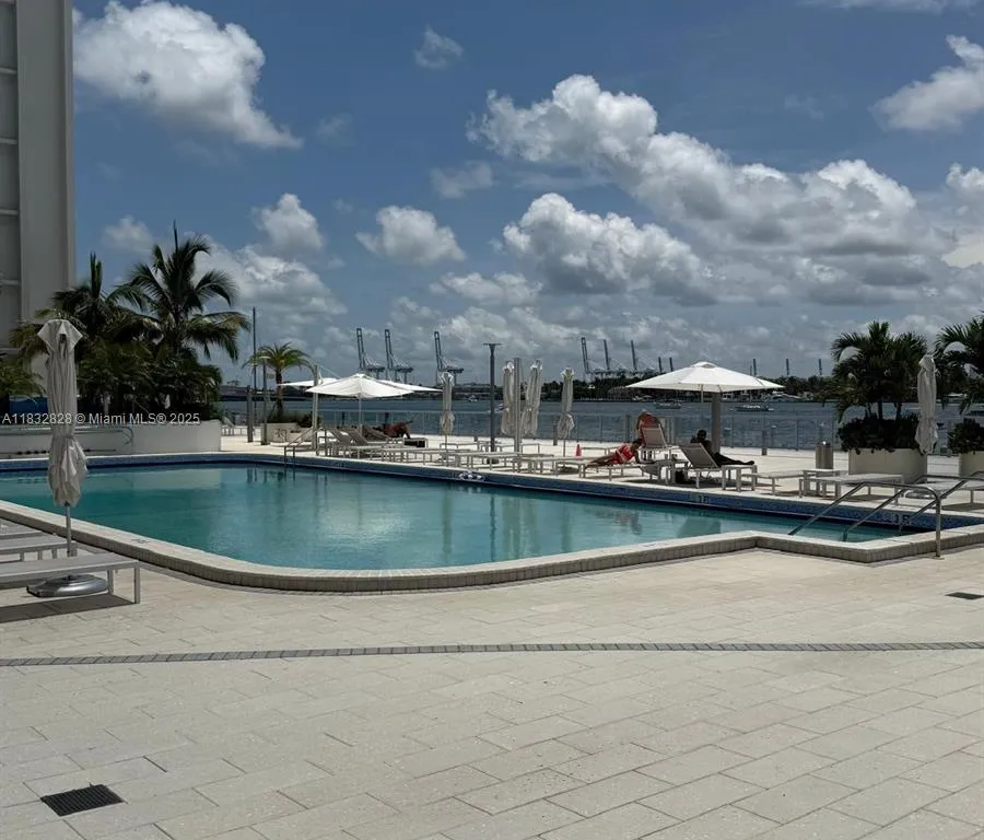 1000 West Ave # 306, Miami Beach FL 33139
