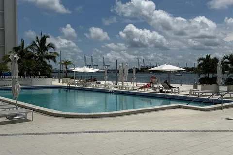 1000 West Ave # 306, Miami Beach FL 33139