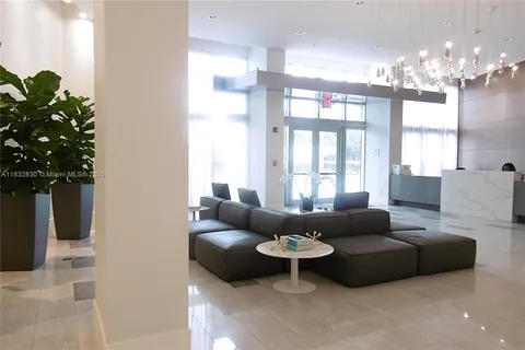 2001 Meridian Ave # 525, Miami Beach FL 33139
