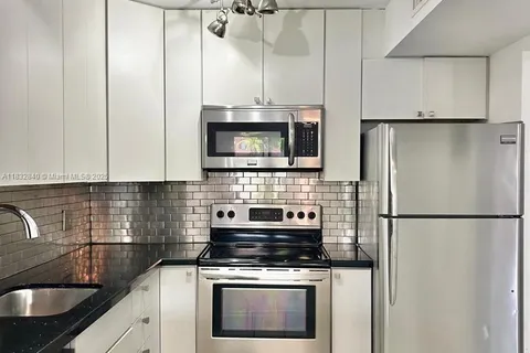 630 Tennis Club Dr # 106, Fort Lauderdale FL 33311
