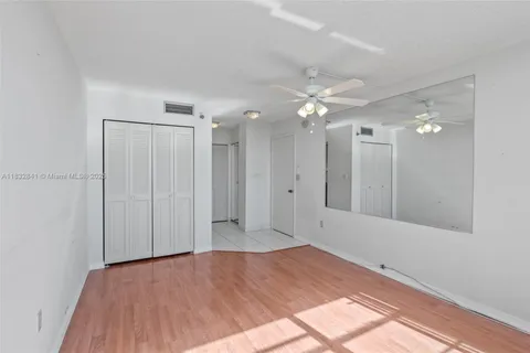 1200 Saint Charles Pl, Pembroke Pines FL 33026
